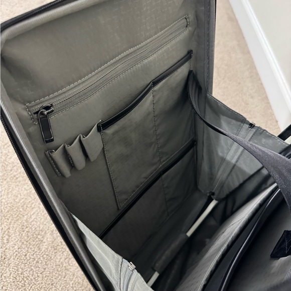 Porsche Design White Luggage - Picture 12 of 14